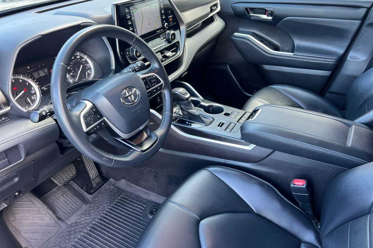 2022 Toyota Highlander XLE Roseville CA