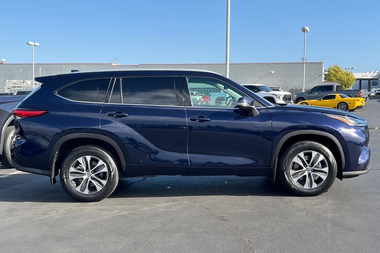 2022 Toyota Highlander XLE Roseville CA
