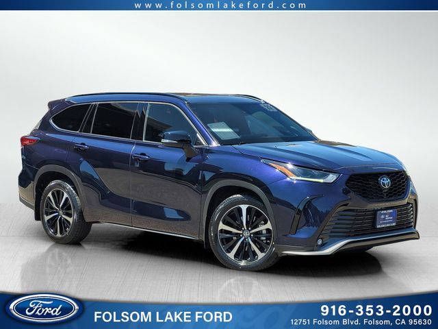 2022 Toyota Highlander XSE 2022 Toyota Highlander XSE