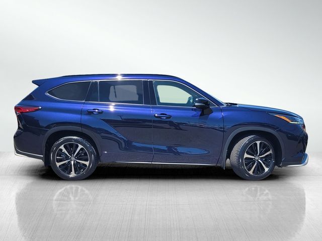 2022 Toyota Highlander XSE 2022 Toyota Highlander XSE