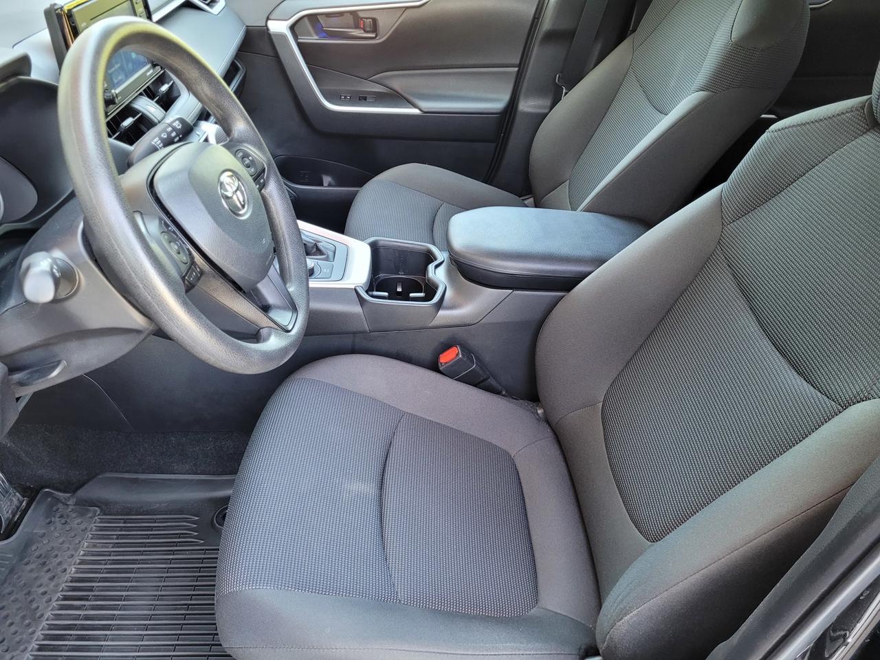 2022 Toyota RAV4 HYBRID LE Vacaville CA