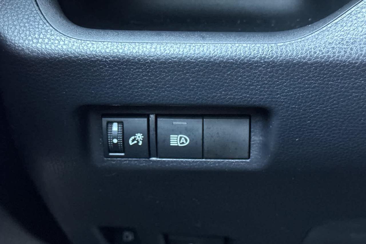 2022 Toyota RAV4 Hybrid LE Roseville CA