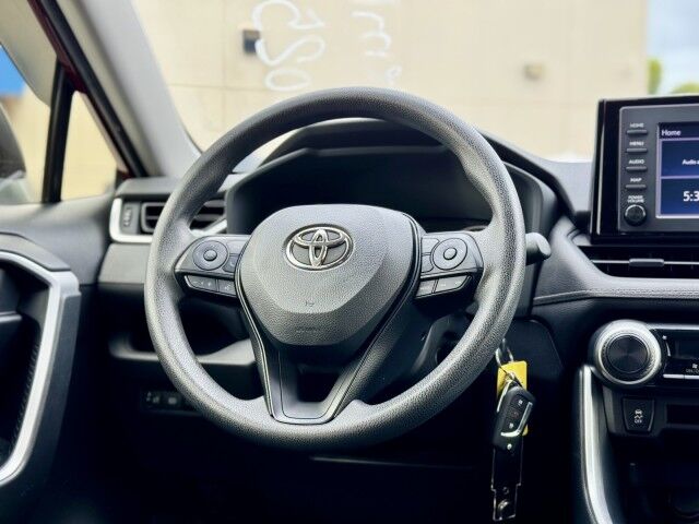 2022 Toyota RAV4 LE Bayamón PR