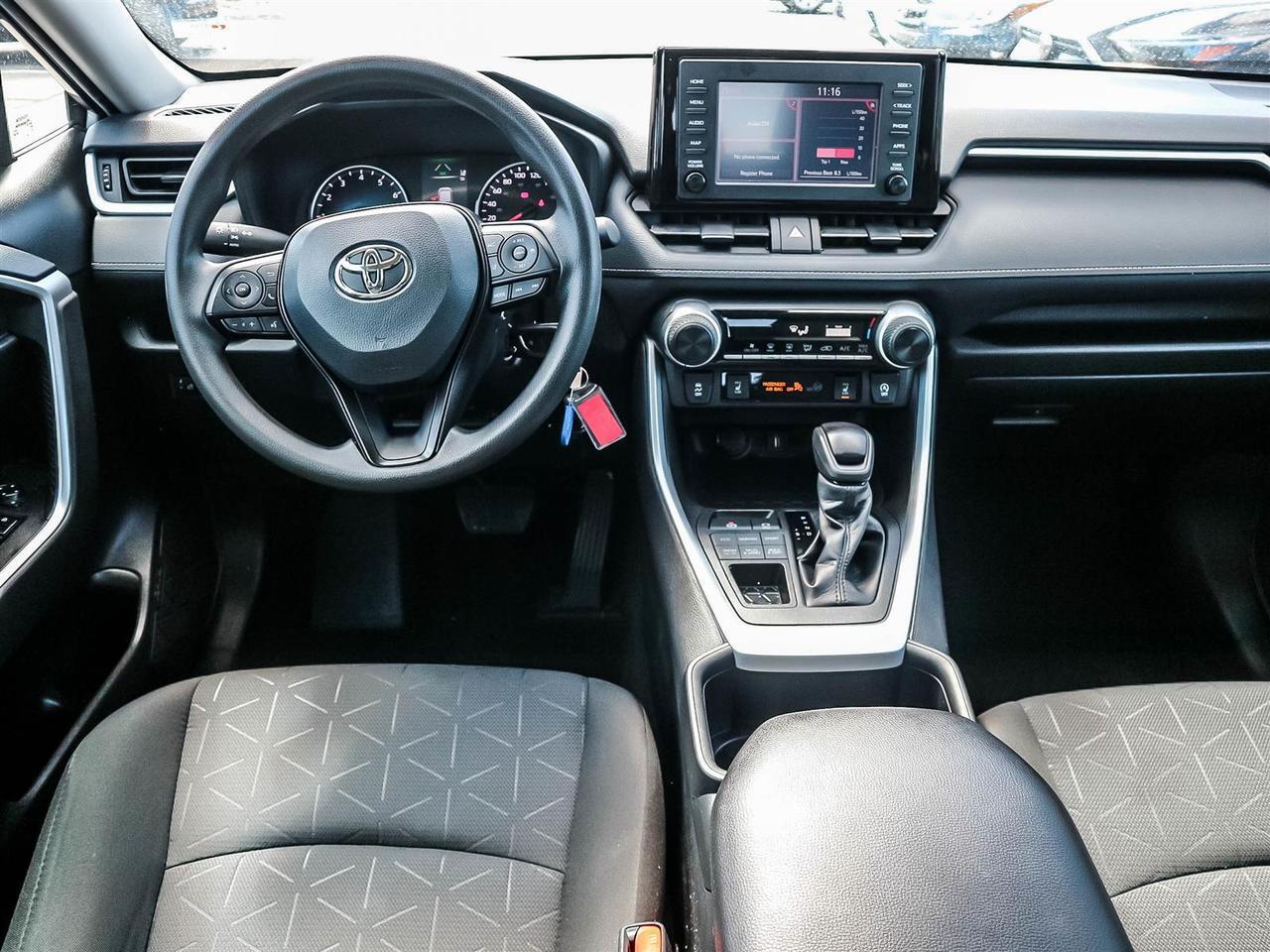 2022 Toyota RAV4 LE Mississauga ON