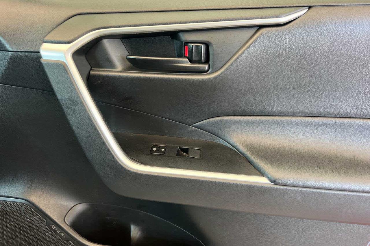 2022 Toyota RAV4 LE Roseville CA