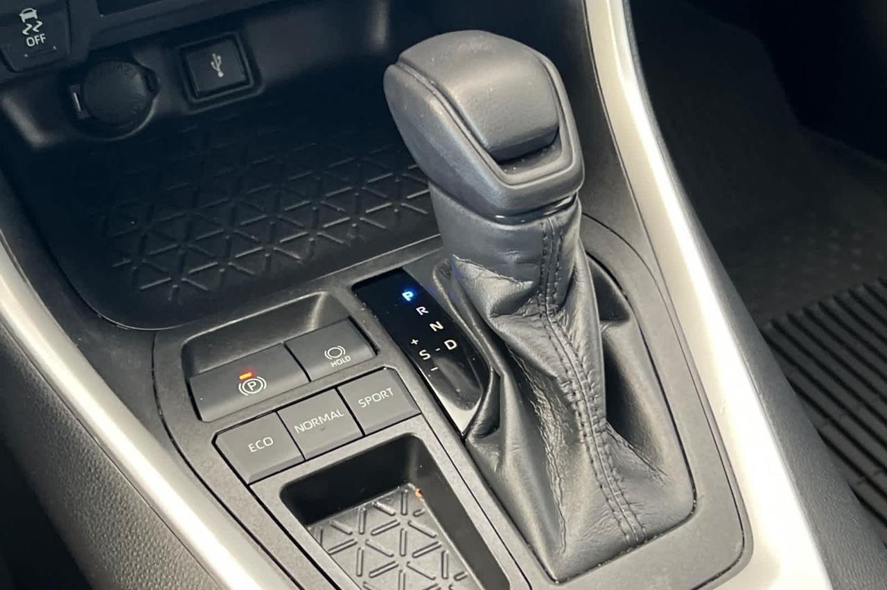 2022 Toyota RAV4 LE Roseville CA