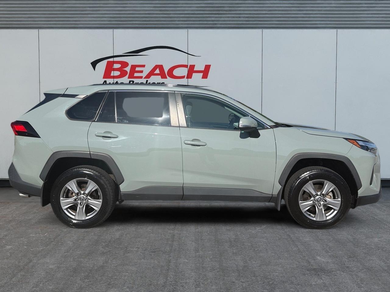 2022 Toyota RAV4 XLE, HEATED SEATS, SUNROOF, APPLE CARPLAY/ANDROID AUTO, BACKUP CAMERA, POWER MIRRORS, BLIND SPOT ALERT, KEYLESS START, POWER LIFTGATE, CLEAN CARFAX, ONLY 1 OWNER, THIS TOYOTA IS SURE TO GET YOU WHERE YOU NEED TO BE! Norfolk VA 2022 Toyota RAV4 XLE, HEATED SEATS, SUNROOF, APPLE CARPLAY/ANDROID AUTO, BACKUP CAMERA, POWER MIRRORS, BLIND SPOT ALERT, KEYLESS START, POWER LIFTGATE, CLEAN CARFAX, ONLY 1 OWNER, THIS TOYOTA IS SURE TO GET YOU WHERE YOU NEED TO BE! Norfolk VA