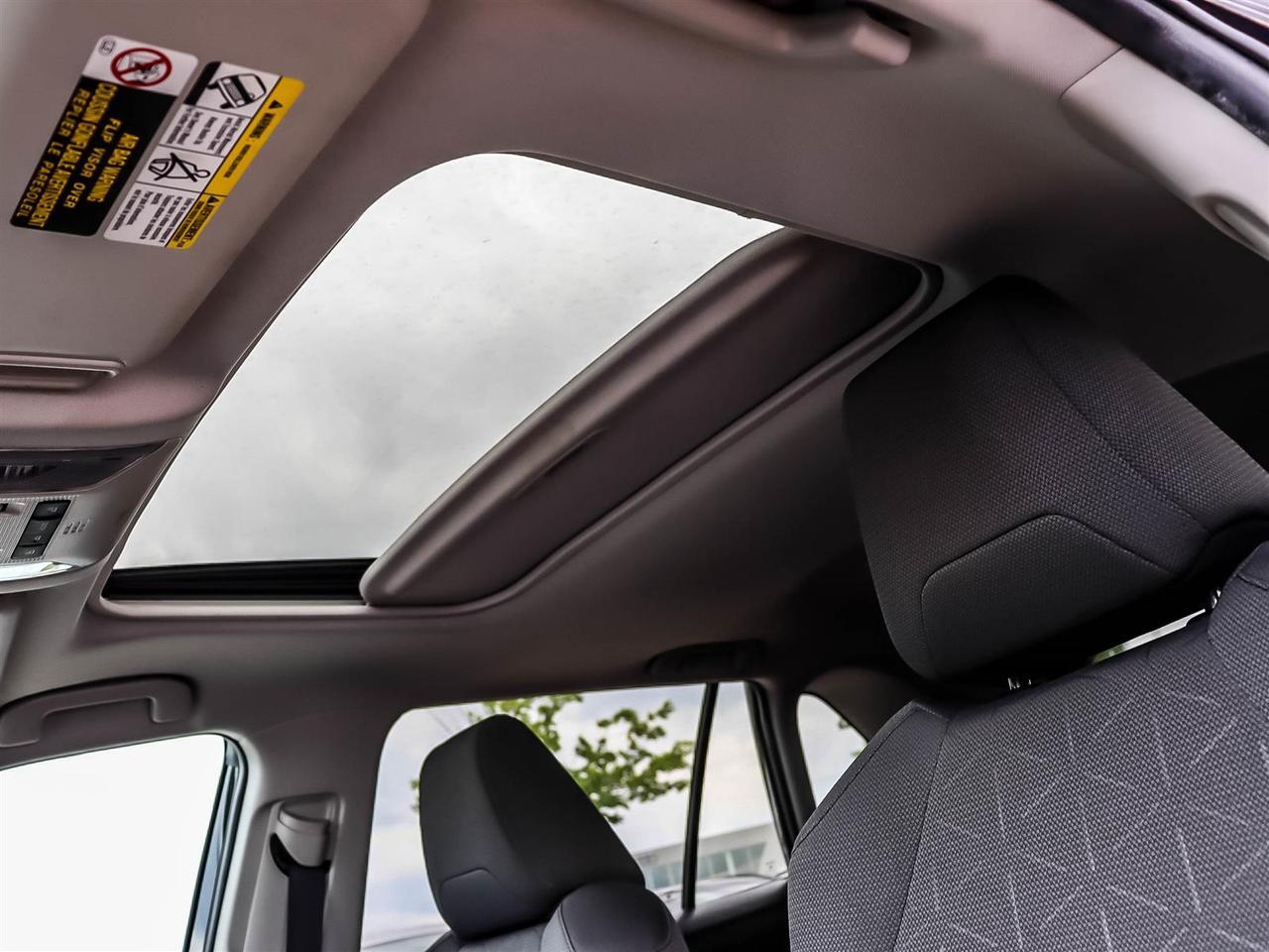 2022 Toyota RAV4 XLE Mississauga ON