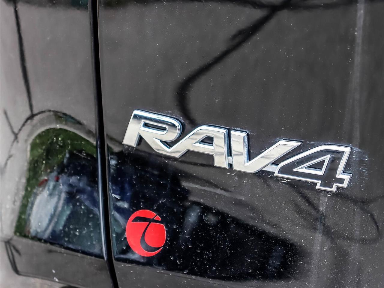 2022 Toyota RAV4 XLE Mississauga ON