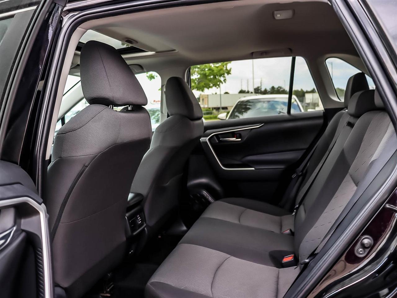 2022 Toyota RAV4 XLE Mississauga ON