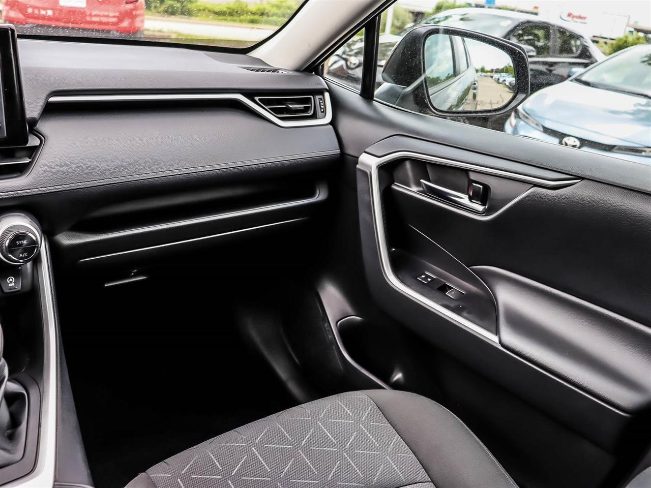 2022 Toyota RAV4 XLE Mississauga ON