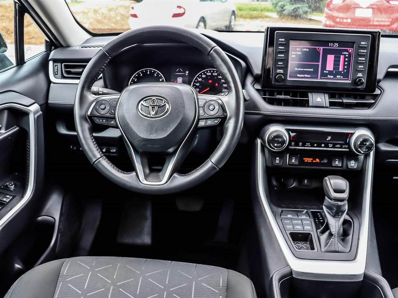 2022 Toyota RAV4 XLE Mississauga ON