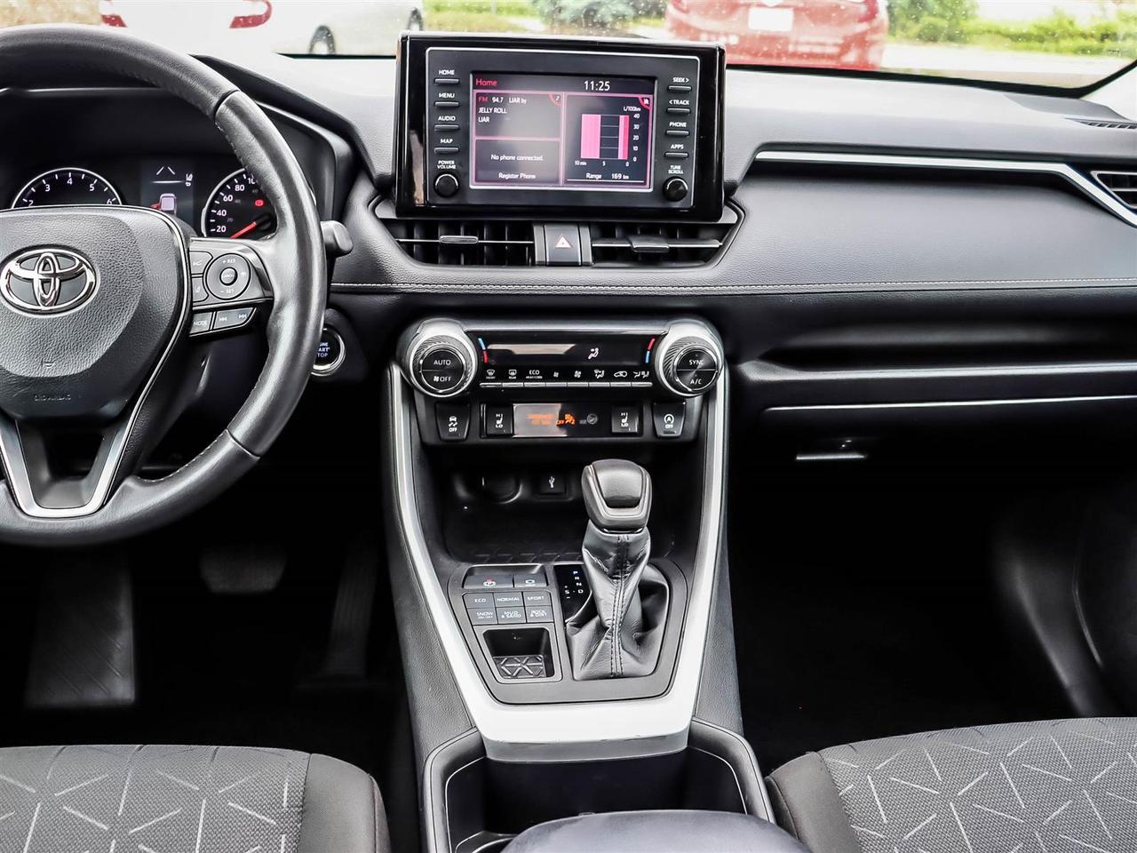 2022 Toyota RAV4 XLE Mississauga ON