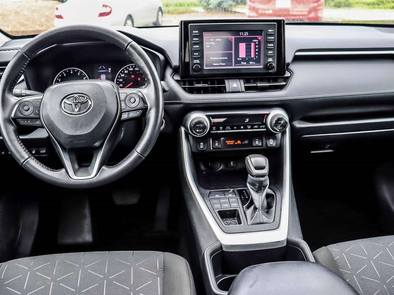 2022 Toyota RAV4 XLE Mississauga ON