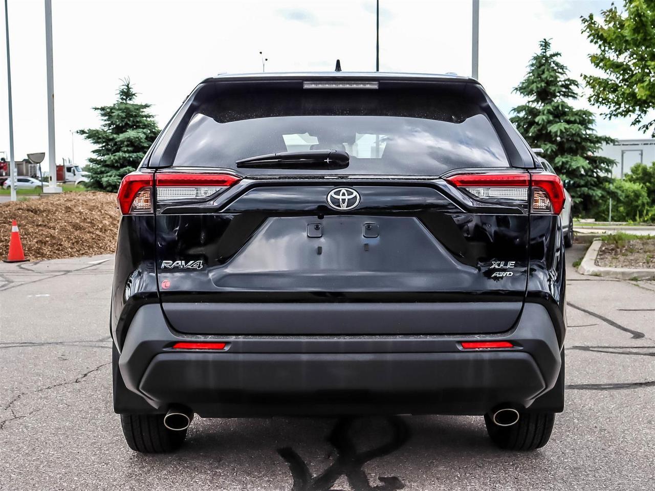 2022 Toyota RAV4 XLE Mississauga ON