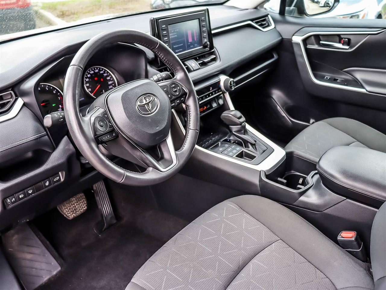2022 Toyota RAV4 XLE Mississauga ON