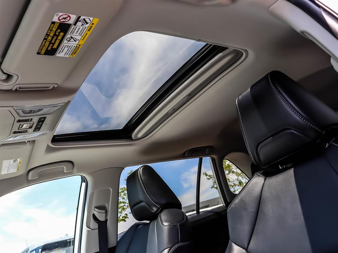 2022 Toyota RAV4 XLE Mississauga ON