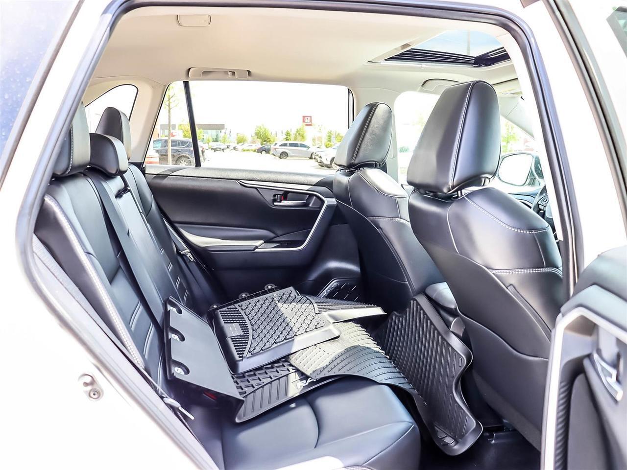 2022 Toyota RAV4 XLE Mississauga ON