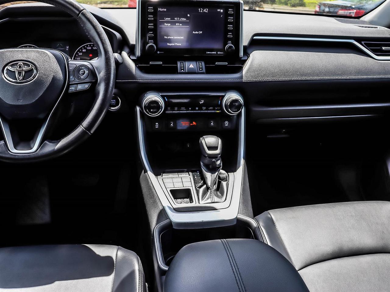 2022 Toyota RAV4 XLE Mississauga ON