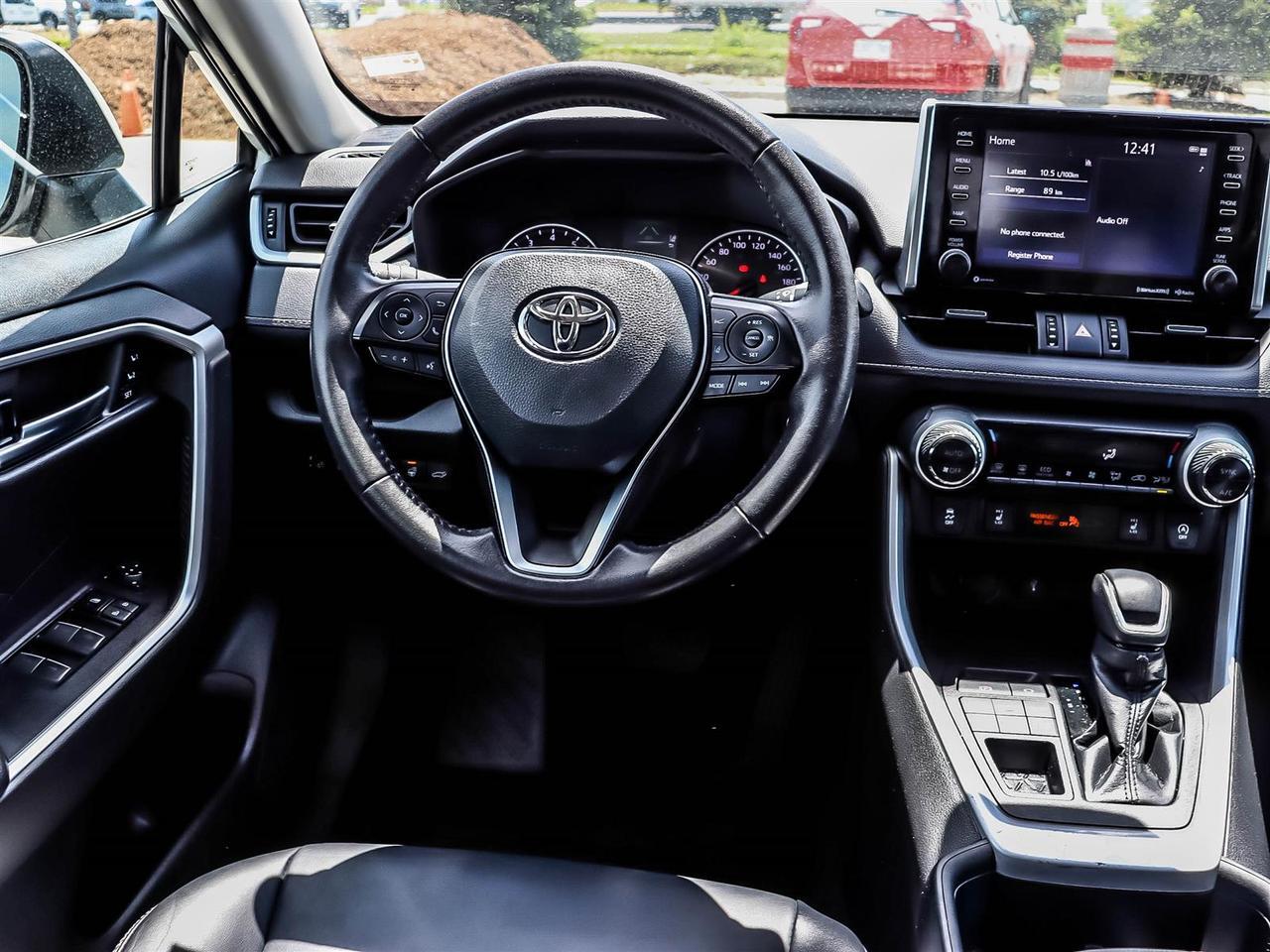2022 Toyota RAV4 XLE Mississauga ON