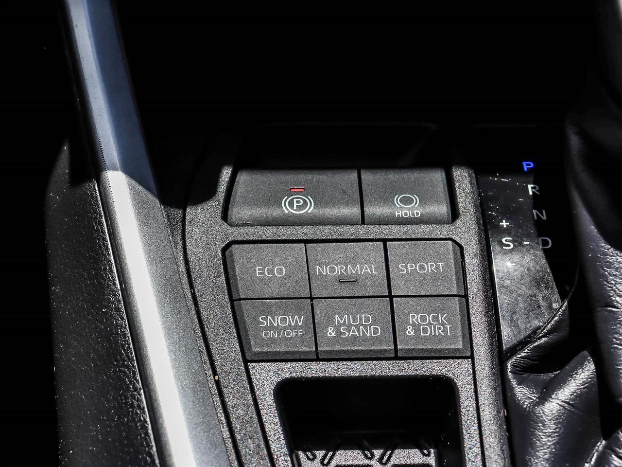 2022 Toyota RAV4 XLE Mississauga ON