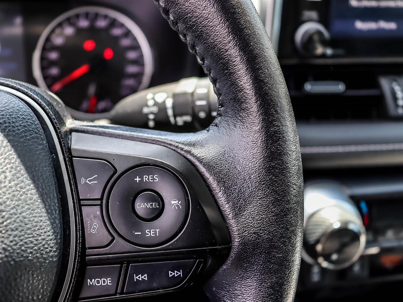 2022 Toyota RAV4 XLE Mississauga ON