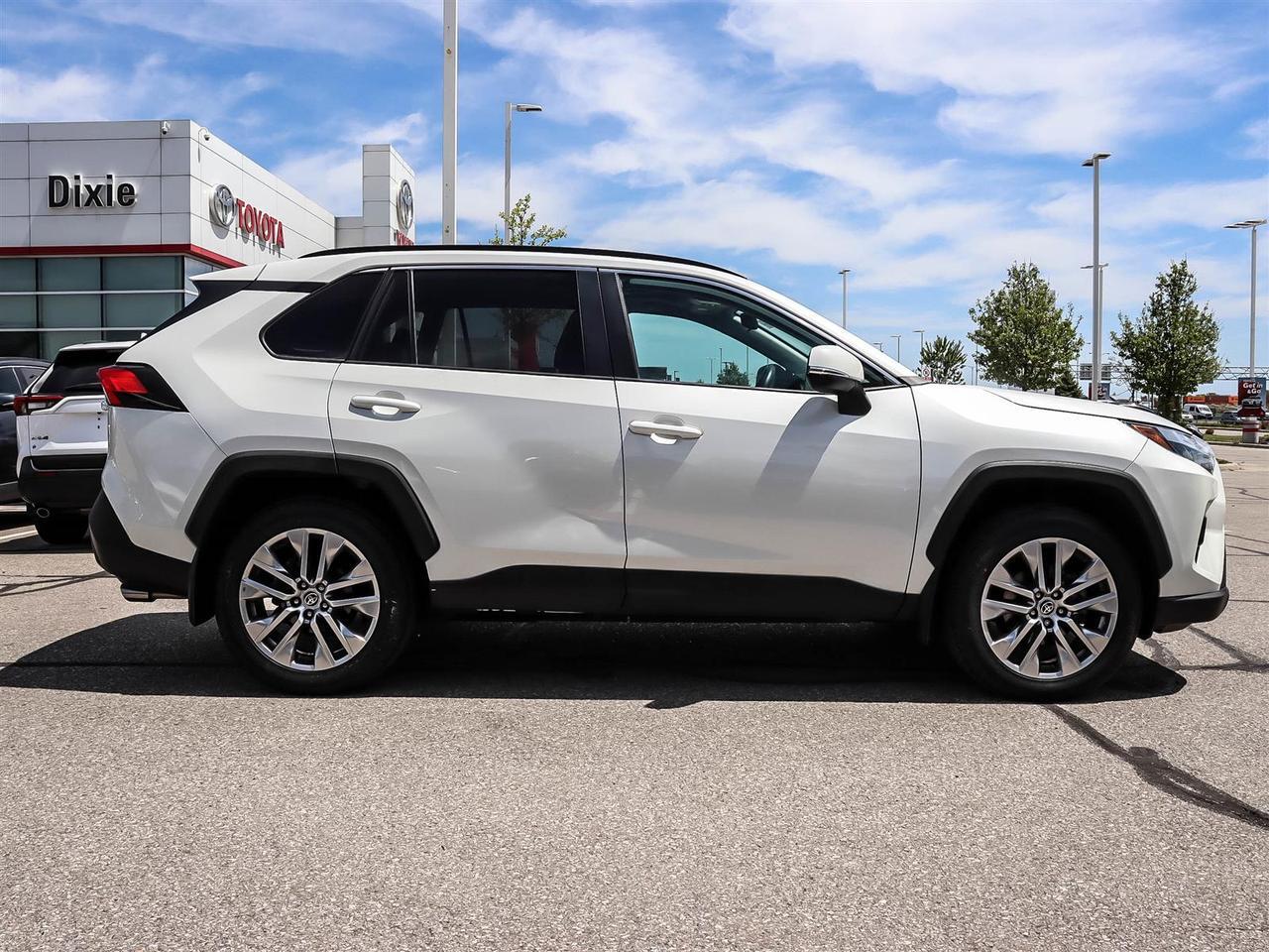 2022 Toyota RAV4 XLE Mississauga ON