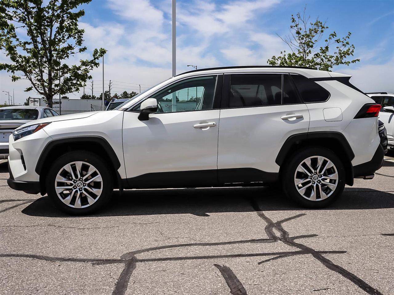 2022 Toyota RAV4 XLE Mississauga ON