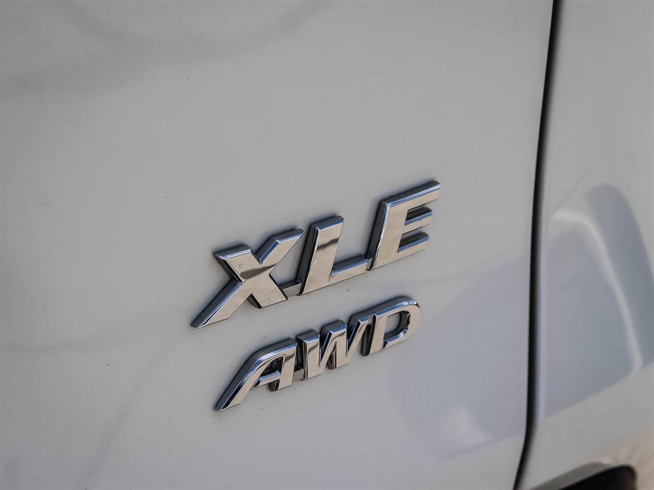 2022 Toyota RAV4 XLE Mississauga ON