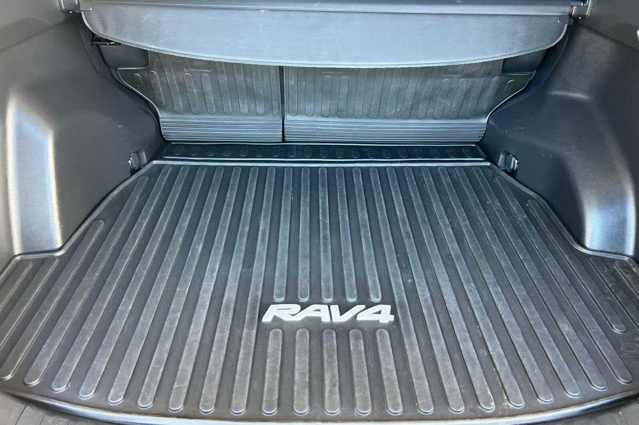 2022 Toyota RAV4 XLE Roseville CA