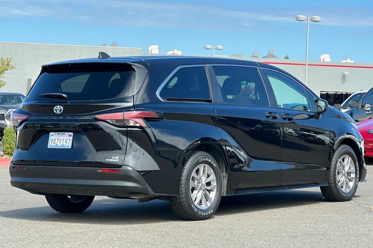 2022 Toyota Sienna LE Roseville CA