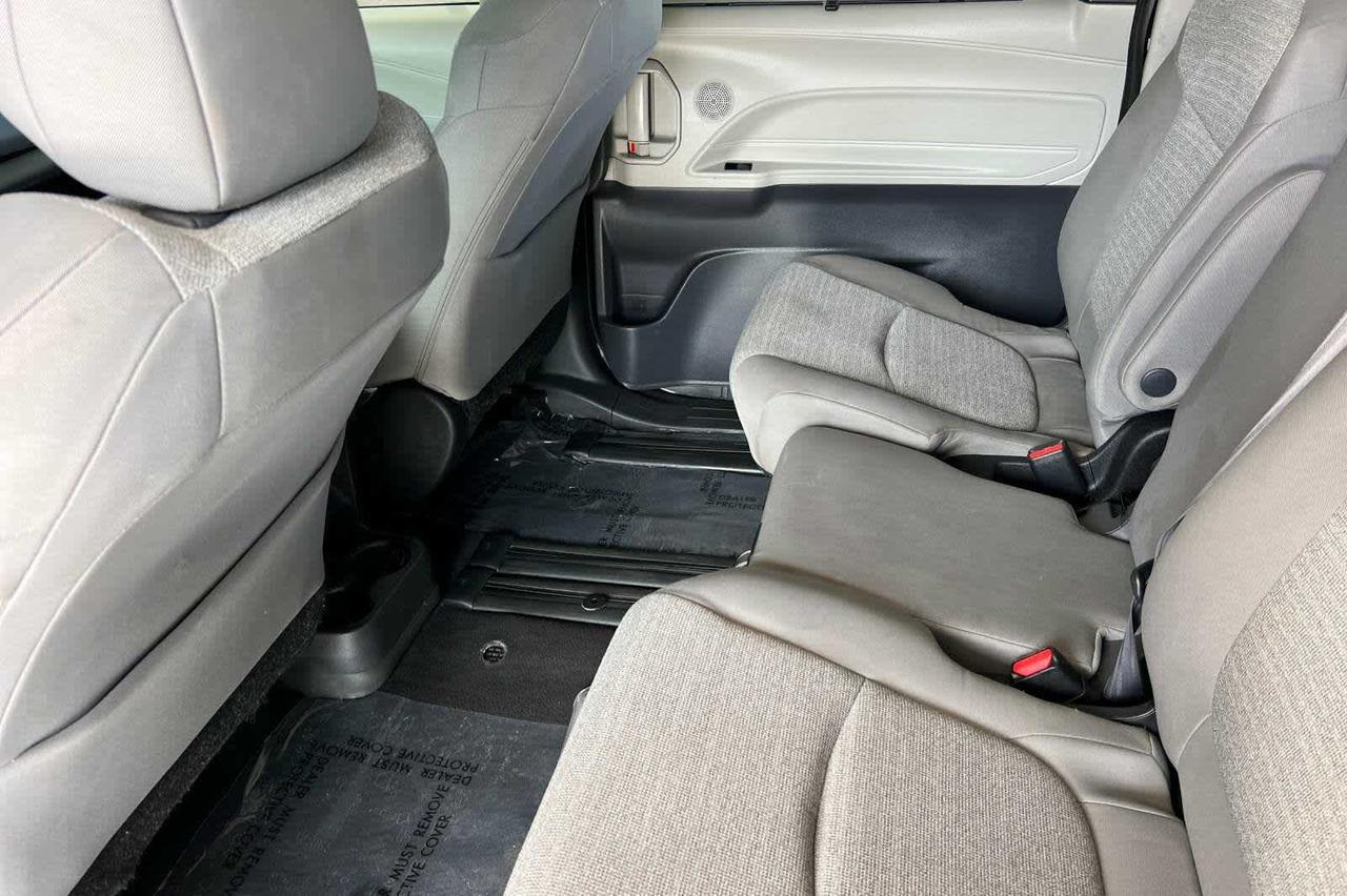 2022 Toyota Sienna LE Roseville CA