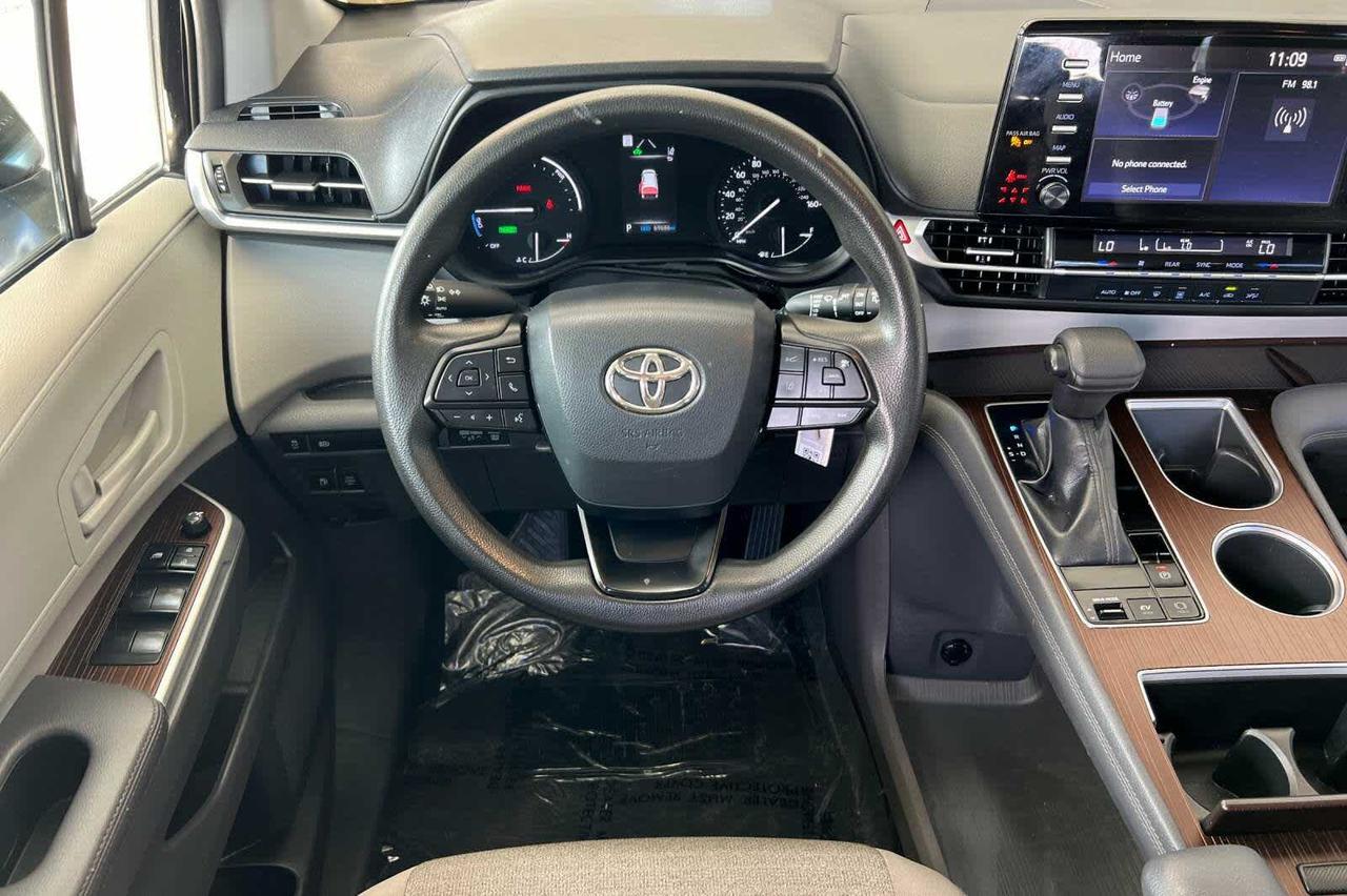 2022 Toyota Sienna LE Roseville CA
