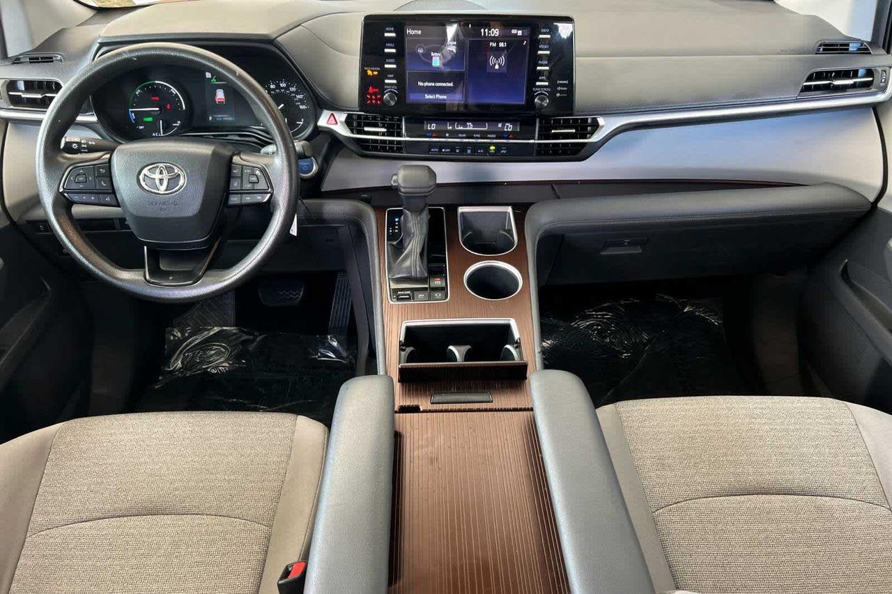 2022 Toyota Sienna LE Roseville CA