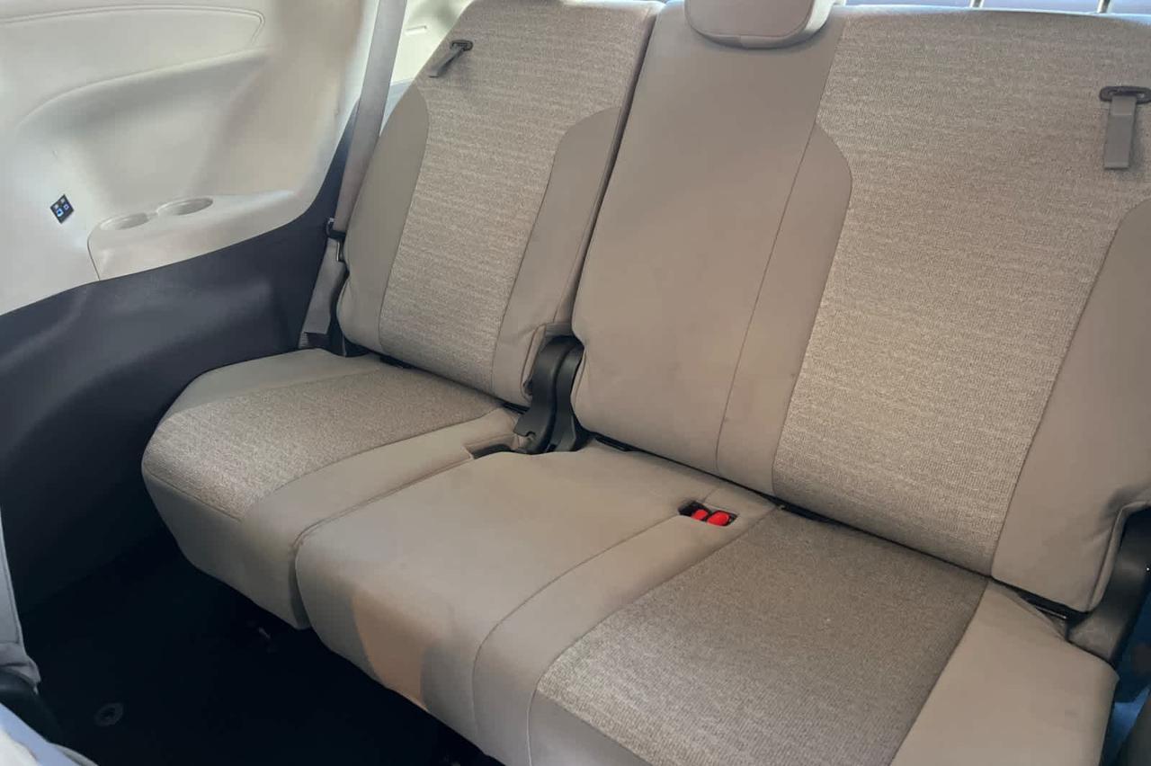 2022 Toyota Sienna LE Roseville CA