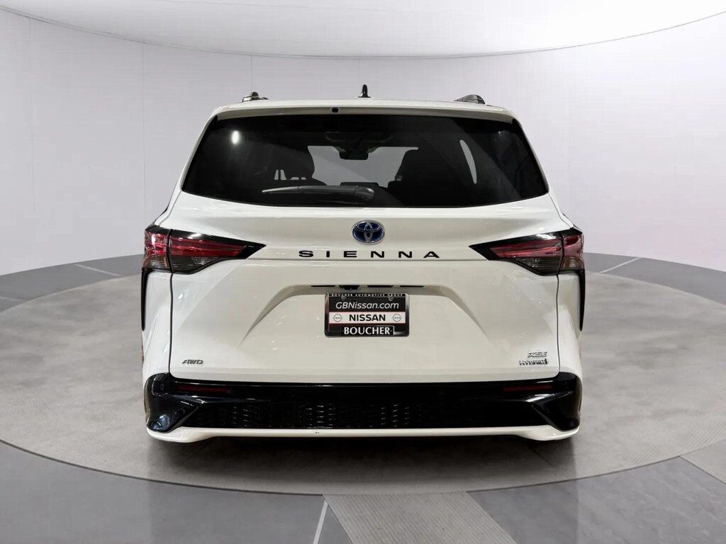 2022 Toyota Sienna Limited San Clemente CA