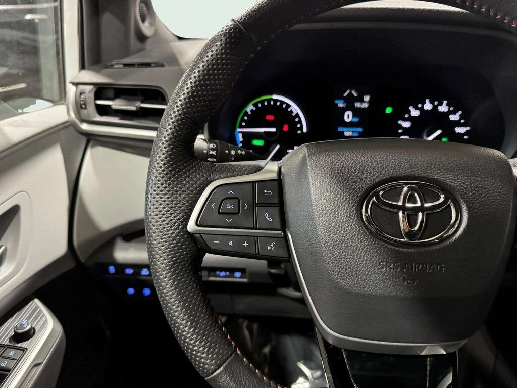 2022 Toyota Sienna Limited San Clemente CA