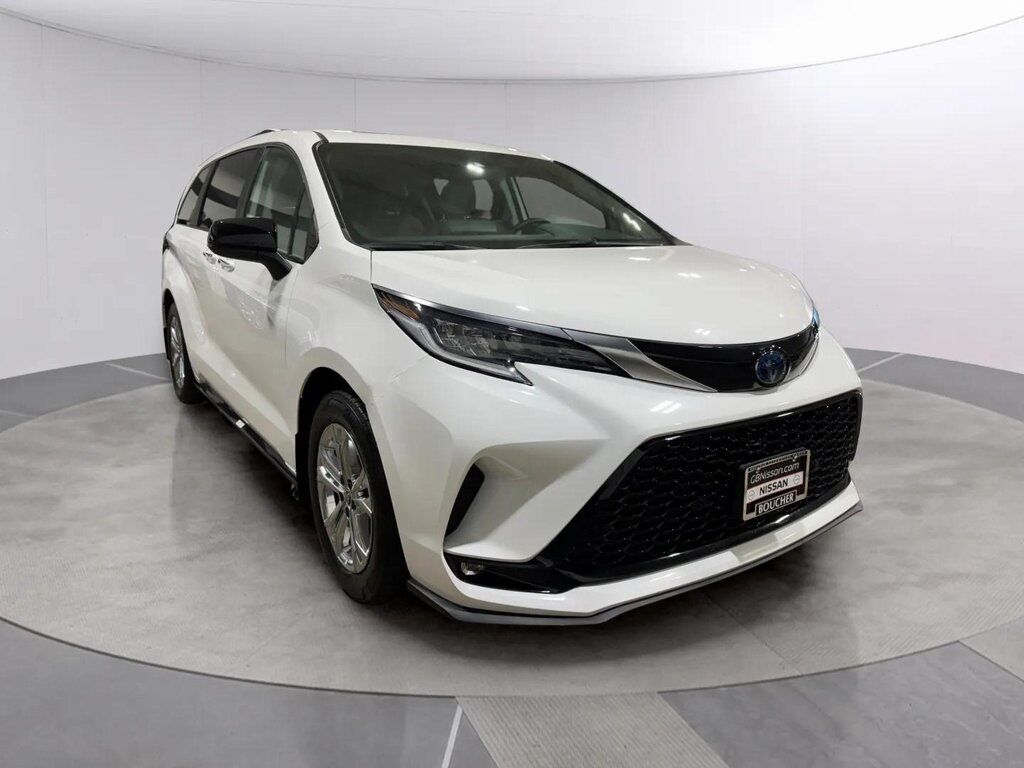 2022 Toyota Sienna Limited San Clemente CA