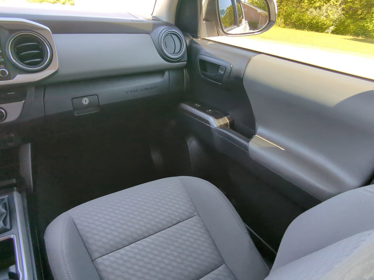 2022 Toyota Tacoma 2WD SR5 Appleton WI