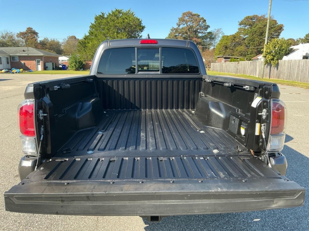 2022 Toyota Tacoma 4WD TRD Sport, APPLE CARPLAY/ANDROID AUTO, TOW PACKAGE, BED LINER, POWER SLIDING REAR WINDOW, BACKUP CAMERA, POWER MIRRORS, BLUETOOTH, CLEAN CARFAX, ONLY 1 OWNER, COME AND TEST DRIVE TODAY! Norfolk VA 2022 Toyota Tacoma 4WD TRD Sport, APPLE CARPLAY/ANDROID AUTO, TOW PACKAGE, BED LINER, POWER SLIDING REAR WINDOW, BACKUP CAMERA, POWER MIRRORS, BLUETOOTH, CLEAN CARFAX, ONLY 1 OWNER, COME AND TEST DRIVE TODAY! Norfolk VA
