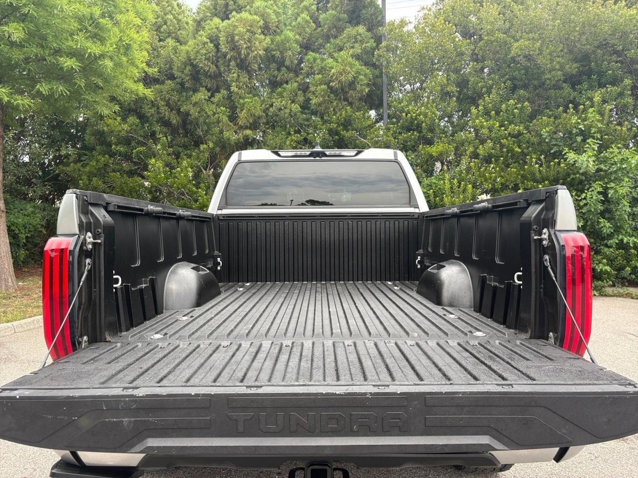 2022 Toyota Tundra 4WD Limited, LIFTED, RUNNING BOARDS, TOW PACKAGE, BLIND SPOT ALERT, Virginia Beach VA 2022 Toyota Tundra 4WD Limited, LIFTED, RUNNING BOARDS, TOW PACKAGE, BLIND SPOT ALERT, Virginia Beach VA