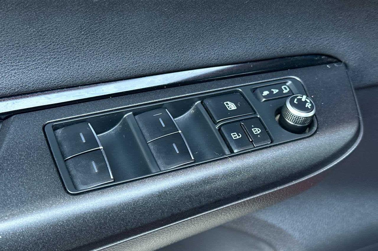 2022 Toyota Venza LE Roseville CA