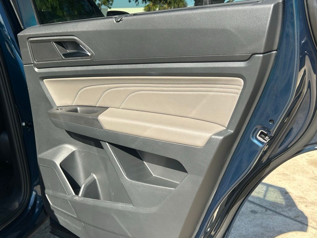 2022 Volkswagen Atlas 3.6L V6 SE w/Technology Tampa FL