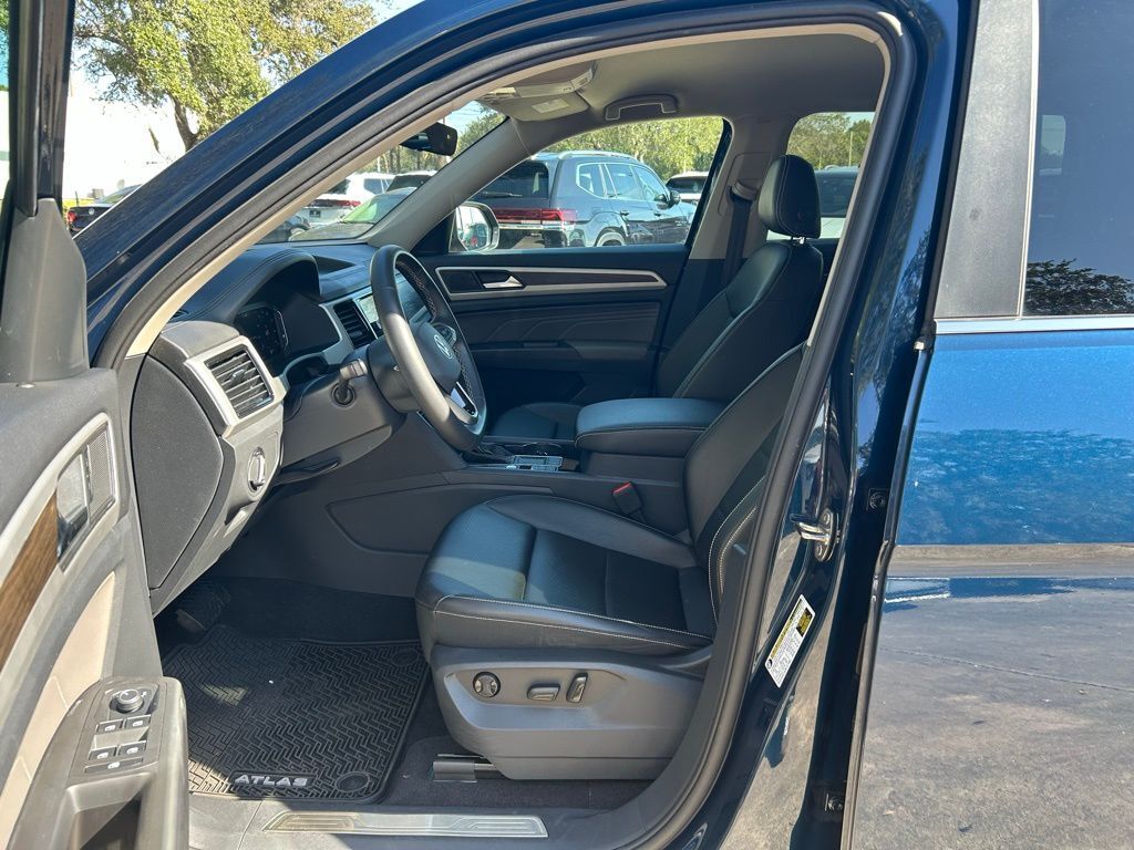 2022 Volkswagen Atlas 3.6L V6 SE w/Technology Tampa FL