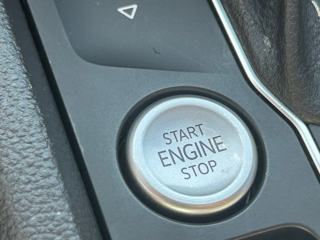 2022 Volkswagen Atlas 3.6L V6 SE w/Technology Tampa FL