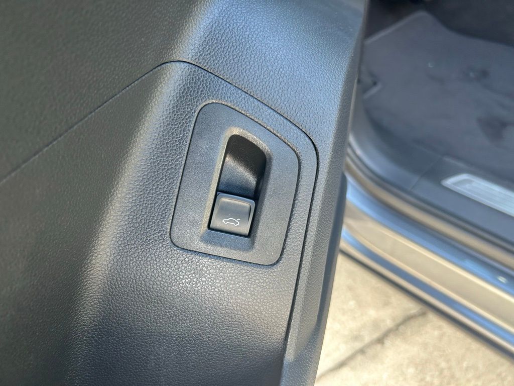 2022 Volkswagen Atlas 3.6L V6 SE w/Technology Tampa FL