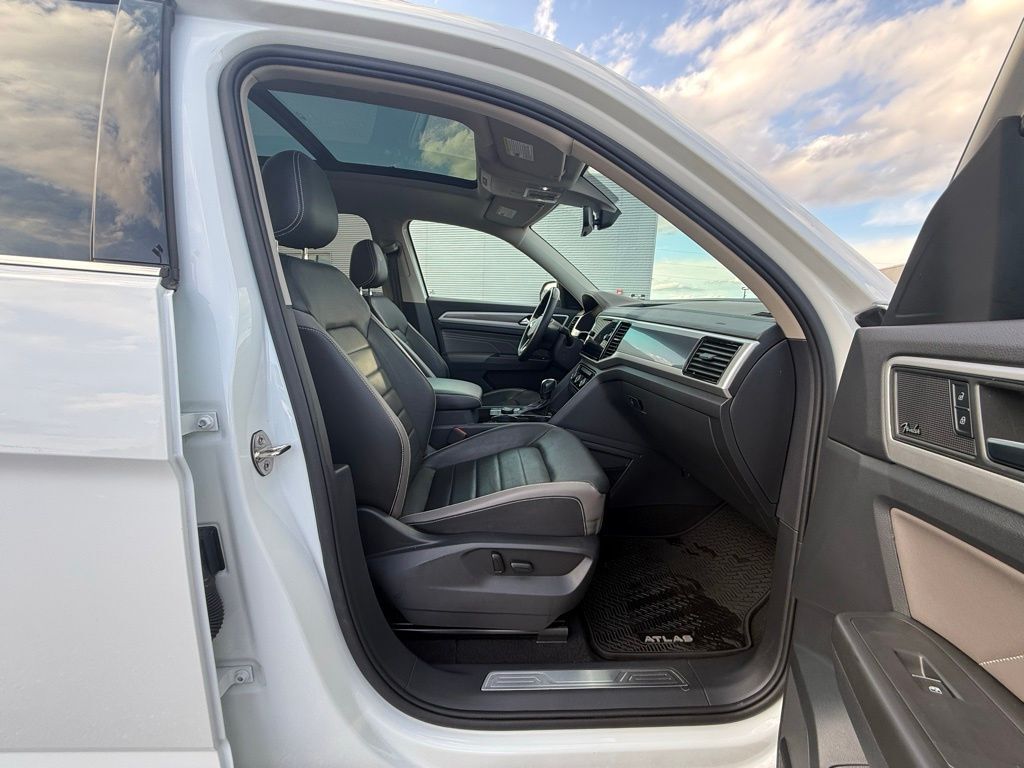 2022 Volkswagen Atlas 3.6L V6 SEL Premium R-Line Lakeland FL