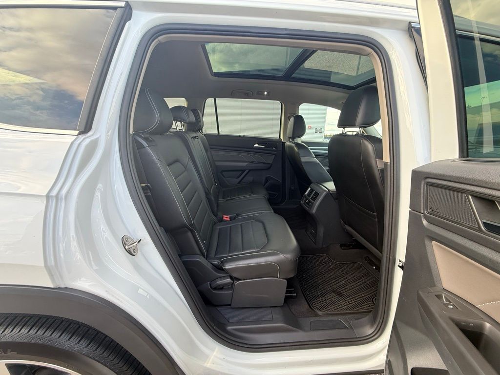 2022 Volkswagen Atlas 3.6L V6 SEL Premium R-Line Lakeland FL