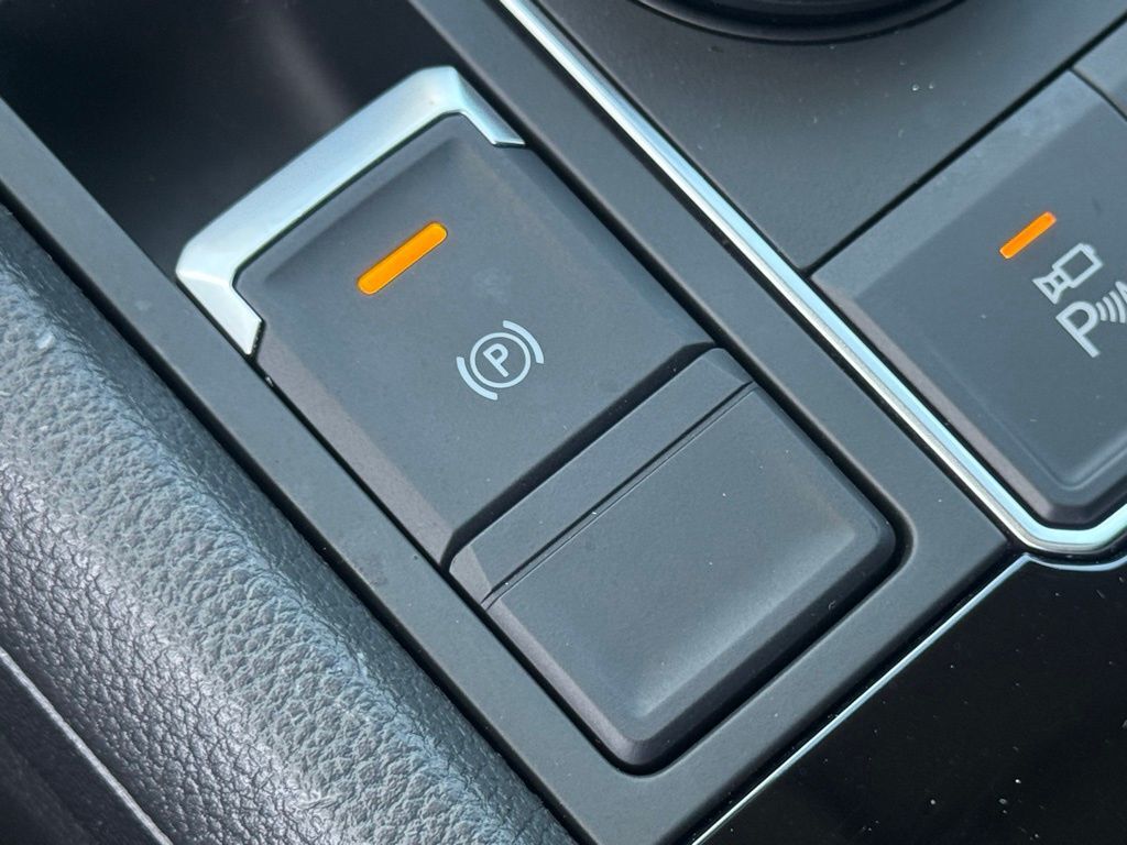 2022 Volkswagen Atlas 3.6L V6 SEL Premium R-Line Lakeland FL