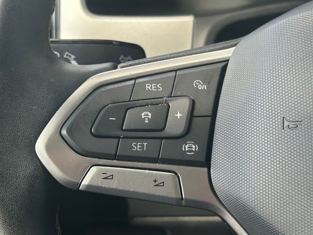 2022 Volkswagen Atlas Cross Sport 2.0T SE w/Technology Tampa FL